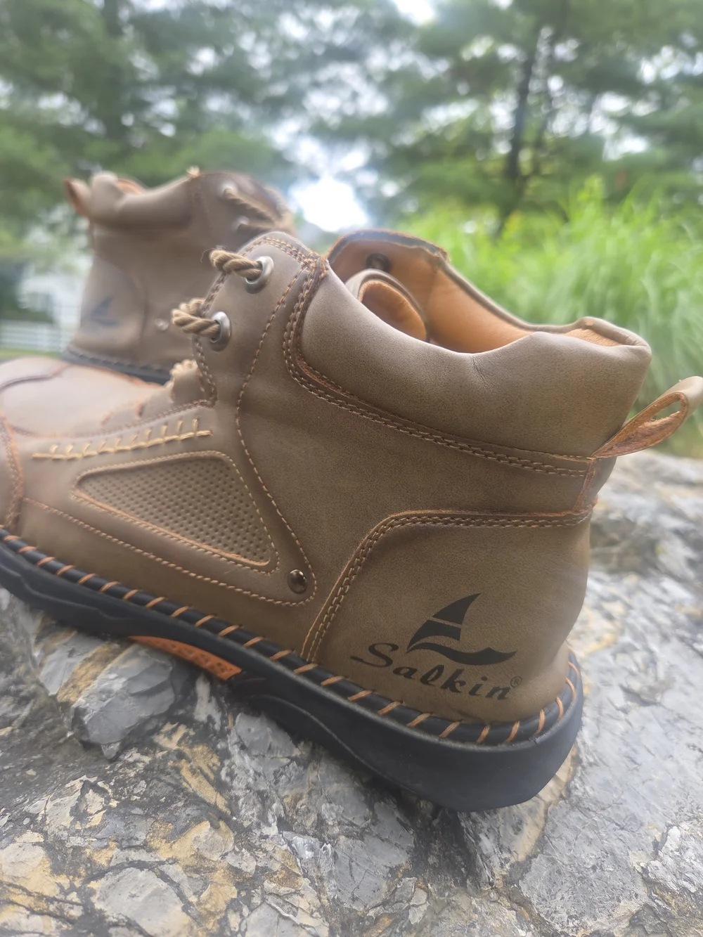 Salomon Brown/Tan Men's Outdoor Lace-Up Boots